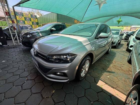 VOLKSWAGEN POLO 1.0 200 TSI COMFORTLINE AUTOMÁTICO VOLKSWAGEN POLO 1.0 200 TSI COMFORTLINE AUTOMÁTICO